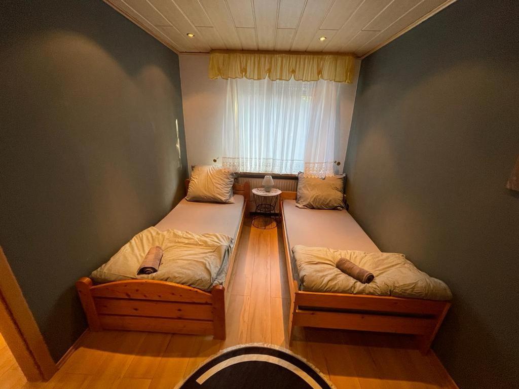Fairbooking24Private Apartments Nbg Exhibition Ground Room Agancy Нюрнберг Экстерьер фото